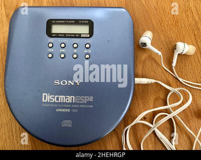 Gros plan, lecteur de musique portable Sony Discman Vintage des années 1980 Banque D'Images