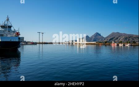 Port dans les fjords à Sandnessjøen, Norvège Banque D'Images