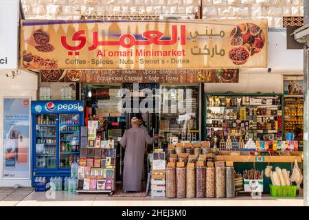 Un mini-marché à Aqaba, dans le gouvernorat d'Aqaba, en Jordanie. Banque D'Images