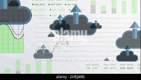 Illustration de flèches avec nuages sur le traitement des données financières Banque D'Images