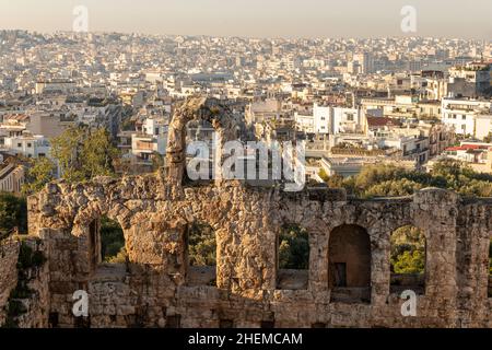 Athènes, Grèce.L'Odéon de Herodes Atticus, également appelé Herodion ou Herodion, un théâtre romain en pierre dans l'Acropole Banque D'Images