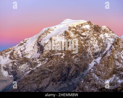 Les Alpes Ortler près de Sulden (Tyrol du Sud, Italie) le jour ensoleillé d'octobre en automne (Ortler, Koenigspitze, Gran Zebru), Italie, Europe Banque D'Images