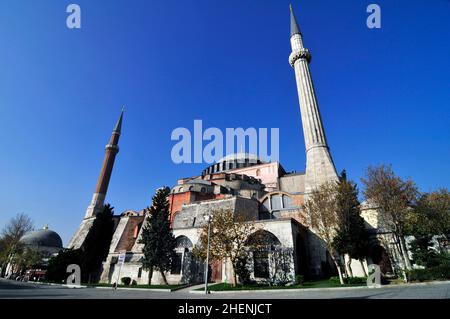 Aya Sofya est une ancienne église byzantine utilisée comme mosquée et musée aujourd'hui.Istanbul, Turquie. Banque D'Images