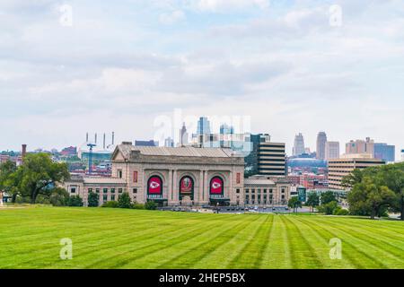 kansas, missouri, états-unis.09-15-17, magnifique horizon de kansas city le soir. Banque D'Images