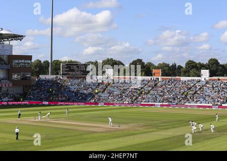 Photo du dossier datée du 28-08-2021 d'une vue générale de l'action à Headingley.Azeem Rafiq, le dénonciateur du Yorkshire, a demandé la levée de la suspension du club d'accueillir les matchs de l'Angleterre.Date de publication : le mercredi 12 janvier 2022. Banque D'Images