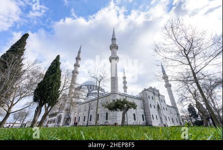 Vue panoramique sur la mosquée Suleymaniye d'Istanbul. Banque D'Images