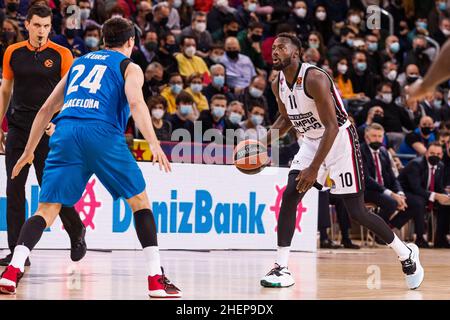 Barcelone, Espagne - 11 janvier 2022, Jerian Grant of AX Armani Exchange Milan pendant le match EuroLeague de Turkish Airlines entre le FC Barcelone et AX Armani Exchange Milan le 11 janvier 2022 au Palau Blaugrana à Barcelone, Espagne - photo: Javier Borrego/DPPI/LiveMedia Banque D'Images