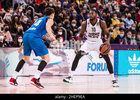 Barcelone, Espagne - 11 janvier 2022, Jerian Grant of AX Armani Exchange Milan pendant le match EuroLeague de Turkish Airlines entre le FC Barcelone et AX Armani Exchange Milan le 11 janvier 2022 au Palau Blaugrana à Barcelone, Espagne - photo: Javier Borrego/DPPI/LiveMedia Banque D'Images