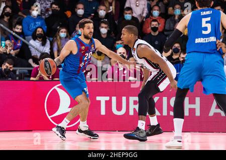 Barcelone, Espagne - le 11 janvier 2022, Nico Laprovittola du FC Barcelone pendant le match EuroLeague de Turkish Airlines entre le FC Barcelone et AX Armani Exchange Milan le 11 janvier 2022 au Palau Blaugrana à Barcelone, Espagne - photo: Javier Borrego/DPPI/LiveMedia Banque D'Images