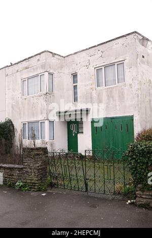 Janvier 2022 - Maisons à toit plat rétro construites dans un style des années 1920 Banque D'Images