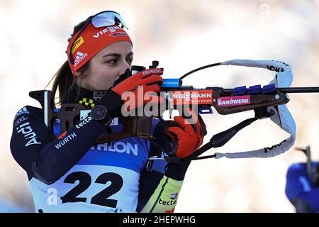 Ruhpolding, Allemagne.12th janvier 2022.Biathlon: Coupe du monde, sprint 7,5 km, femmes.Vanessa Voigt, d'Allemagne, a tiré au début.Credit: Sven Hoppe/dpa/Alay Live News Banque D'Images