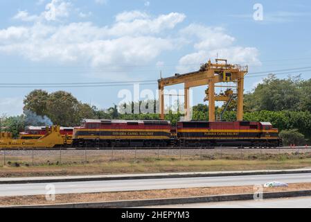La locomotive du train du chemin de fer du canal de Panama qui relie la ville de Panama et Colon. Banque D'Images