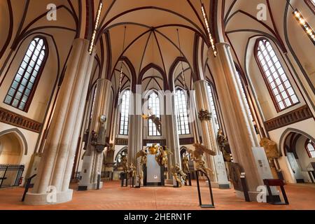 Nef de l'église Saint-Nicolas rénovée, quartier Nikolai, Berlin, Allemagne Banque D'Images