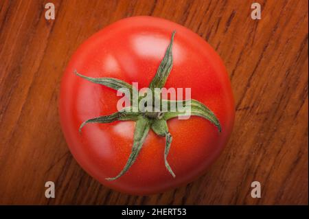 Macro d'une tomate fraîche en tranches.Bon pour le fond végétal Banque D'Images