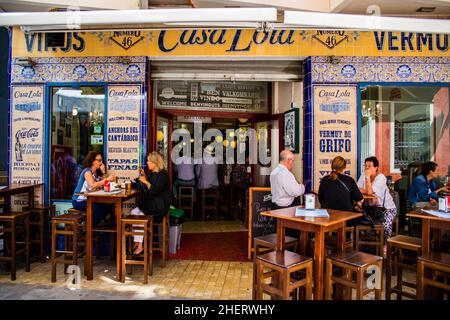 Bar à tapas traditionnel, Malaga, Malaga, Andalousie, Espagne Banque D'Images