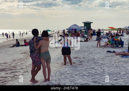 Sarasota, Floride, États-Unis.Vue aérienne sur la ville.Plage publique de Sarasota avec sable blanc.Sarasota sites touristiques. Banque D'Images