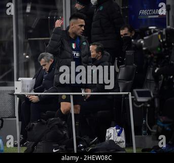 Milan, Italie.12th janvier 2022.Lautaro Martinez du FC Internazionale lors de la finale de la coupe italienne entre le FC Internazionale et le FC Juventus au stade San Siro à Milan (Italie), le 12th janvier 2022.Photo Andrea Staccioli/Insidefoto crédit: Insidefoto srl/Alamy Live News Banque D'Images