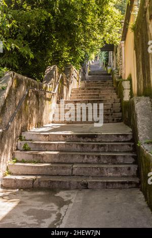 A quelques pas du château de Trsat à Rijeka, Croatie Banque D'Images