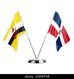 Deux drapeaux de table isolés sur fond blanc 3D illustration, brunei et république dominicaine Banque D'Images