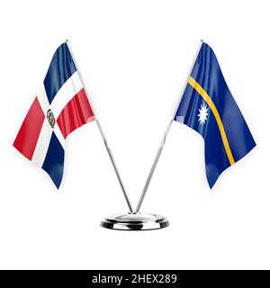 Deux drapeaux de table isolés sur fond blanc 3D illustration, république dominicaine et nauru Banque D'Images