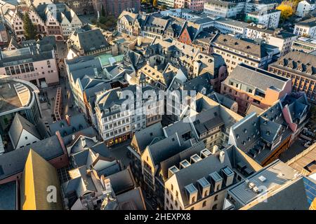 vue panoramique sur la nouvelle vieille ville de francfort au coucher du soleil Banque D'Images