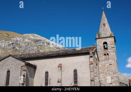 Église du village de Bonneval-sur-Arc classé comme l'un des plus beaux villages de France, Parc National de la Vanoise, haute-Maurienne, Savoie (73), Banque D'Images