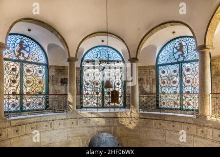 Célèbre salle de pompe avec l'eau thermale saine à Bad Nauheim dans le style Art nouveau Banque D'Images