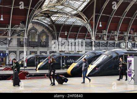 GWR - Great Western Railway trains à plate-forme, Paddington Station à Londres Royaume-Uni. Banque D'Images