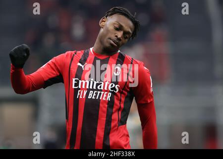 Milan, Italie.13th janvier 2022.Rafael Leao de l'AC Milan réagit lors du match de football de Coppa Italia 2021/22 entre l'AC Milan et Gênes CFC au stade Giuseppe Meazza, Milan, Italie le 13 janvier 2022 crédit: Agence de photo indépendante/Alamy Live News Banque D'Images