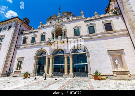 Vizcaya Museum à Miami sous ciel bleu Banque D'Images