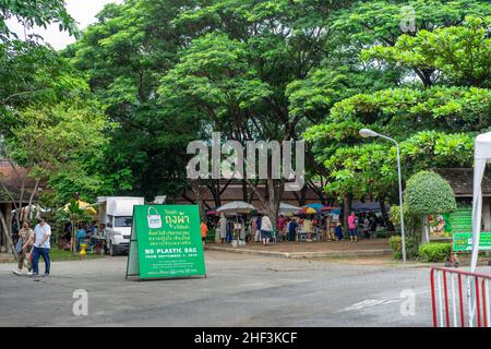 Chiang Mai, Thaïlande - 18 octobre 2020, l'environnement du marché de JingJai, le produit artisanal de création artistique dans la province de Chiang Mai, au nord du TH Banque D'Images