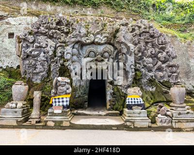 Bouche grotte à Goa Gajah temple à Bali Banque D'Images