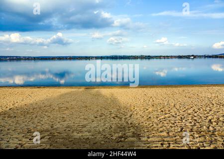 Belle plage de altmuehl lac de Bavière Banque D'Images