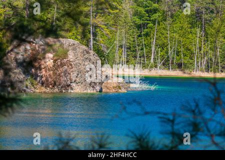 McGinnis Lake North Kawarthas Ontario Canada au printemps Banque D'Images