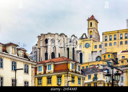 Toit ouvert des ruines d'Igreja do Carmo à Lisbonne, Portugal. Banque D'Images