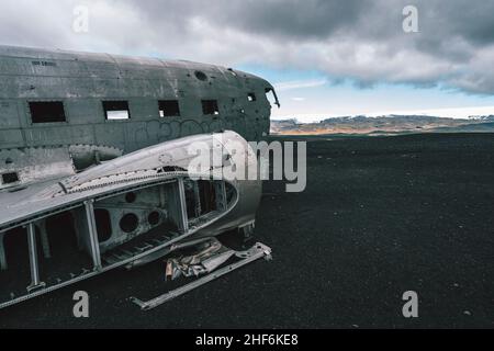 Epave d'avion, Epave d'avion de Sólheimasandur, plage de lave, Douglas C-117D, US Navy,Islande Banque D'Images