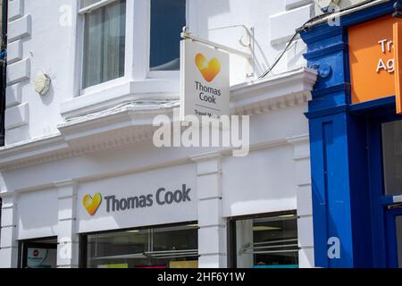 Durham, Royaume-Uni - 14th juillet 2019 : Thomas Cook Group plc est une société de voyages britannique qui vend des vacances et des devises étrangères.Extérieur du magasin à Durha Banque D'Images