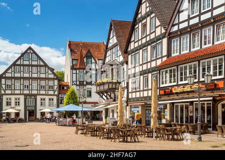 Place du marché dans la vieille ville, Rinteln, Basse-Saxe, Allemagne, Europe Banque D'Images
