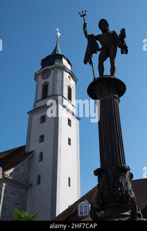 Allemagne, Bavière, Swabia, Lac de Constance, Lindau,Lindau am Bodensee, place du marché, fontaine Neptune Banque D'Images