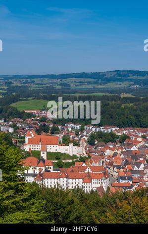 Allemagne, Bavière, Swabia, Allgäu, Ostallgäu,Füssen, Kalvarienberg, vue sur Füssen Banque D'Images