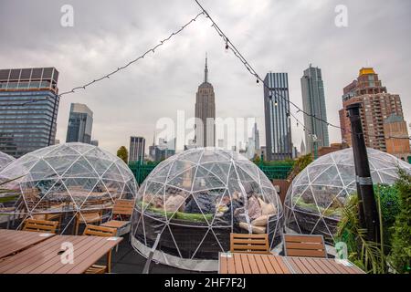 USA, New York City, Manhattan, 230 Fifth Roof Bar Banque D'Images