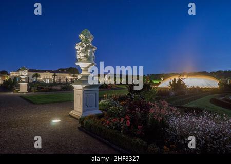 Allemagne, Basse-Saxe, Hanovre, jardins de Herrenhausen au clair de lune Banque D'Images