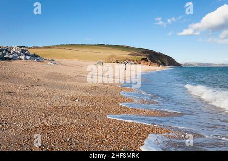 Royaume-Uni, Angleterre, Devon, South Hams, pêche sur North Hallsands Beach et vues sur Start Bay Banque D'Images