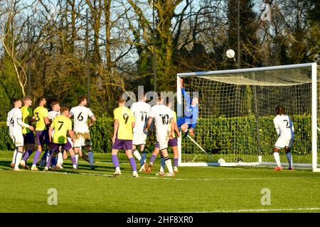 Swansea, pays de Galles.14 janvier 2022.Action lors du match de la coupe Premier League entre Swansea City moins de 23s ans et Exeter City moins de 23s ans à la Swansea City Academy à Swansea, pays de Galles, Royaume-Uni, le 14 janvier 2022.Crédit : Duncan Thomas/Majestic Media.Credit: Majestic Media Ltd/Alay Live News Banque D'Images