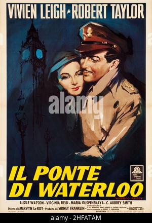 VIVIEN LEIGH et ROBERT TAYLOR dans LE PONT DE WATERLOO (1940), dirigé par MERVYN LEROY.Crédit: M.G.M./ Album Banque D'Images