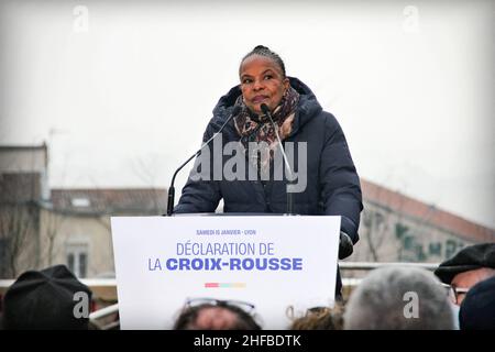 Lyon, France.15th janvier 2022.L'ancienne ministre française de la Justice, Christiane Taubira, annonce sa candidature officielle à l'élection présidentielle française de 2022 lors d'un rassemblement pour l'Union de la gauche dans le district de Croix-Rousse à Lyon, dans l'est de la France, le 15 janvier 2022.Photo de Mathis Boussuge/ABACAPRESS.COM crédit: Abaca Press/Alay Live News Banque D'Images