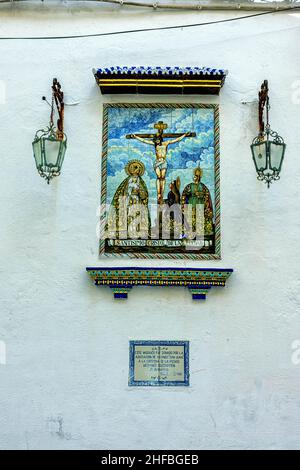 Retablo cerámico en l'iglesia de Santiago del Santisimo Cristo de la Piedad, Cádiz Banque D'Images