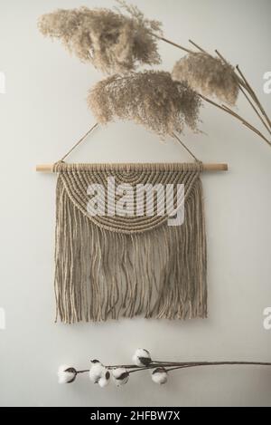 Livre Macramé : L'art du nouage créatif pour votre maison (par Creat