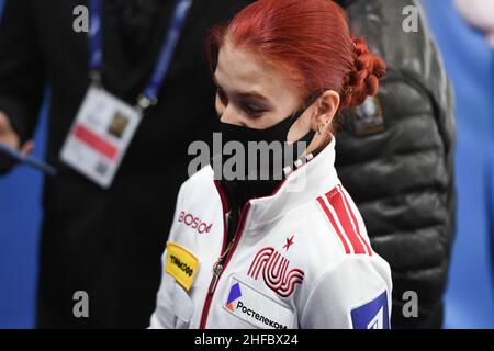 Tallinn, Estonie.15th janvier 2022.Alexandra TRUSOVA (RUS), en pratique, aux Championnats européens de patinage artistique 2022 de l'UIP, à la patinoire de Tonidraba, le 15 janvier 2022 à Tallinn, Estonie.Credit: Raniero Corbelletti/AFLO/Alay Live News Credit: AFLO Co. Ltd./Alay Live News Banque D'Images