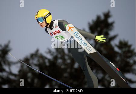 Zakopane, Pologne.15th janvier 2022.Ilya Mankov pendant la compétition d'équipe de la coupe du monde de saut à ski FIS à Zakopane.Crédit : SOPA Images Limited/Alamy Live News Banque D'Images